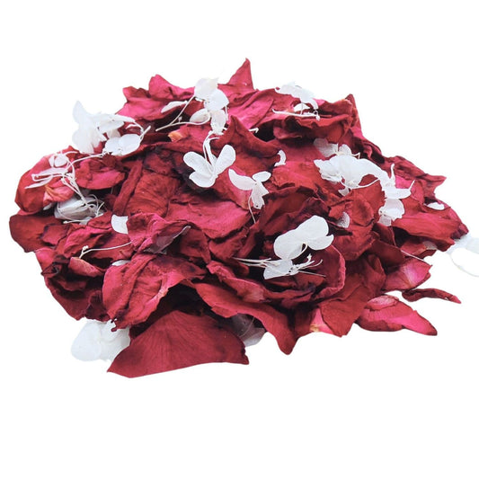 Chic - Pétales de roses rouge cerise et Hortensia blanc